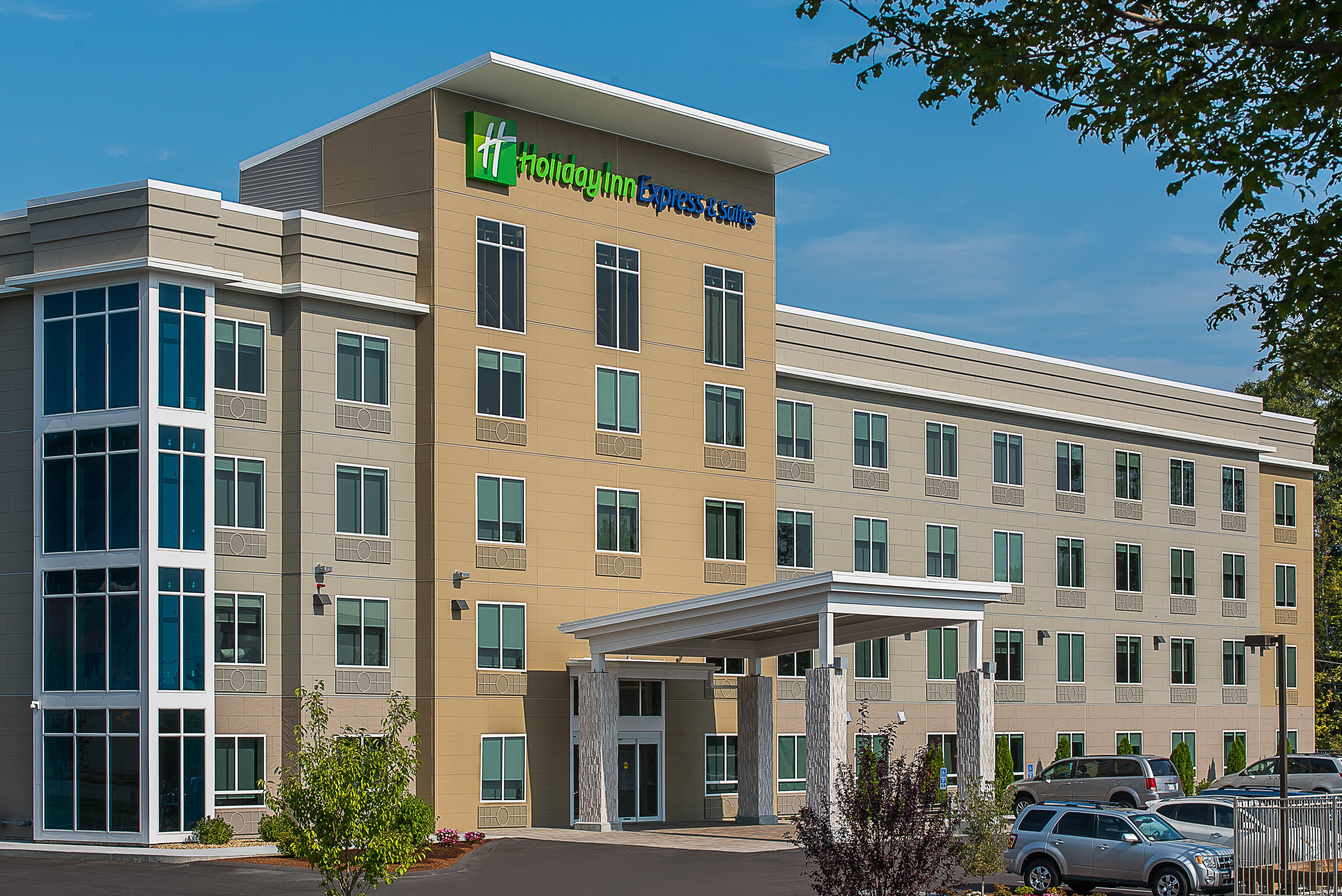 Holiday Inn Express & Suites Norwood, An Ihg Hotel Екстер'єр фото
